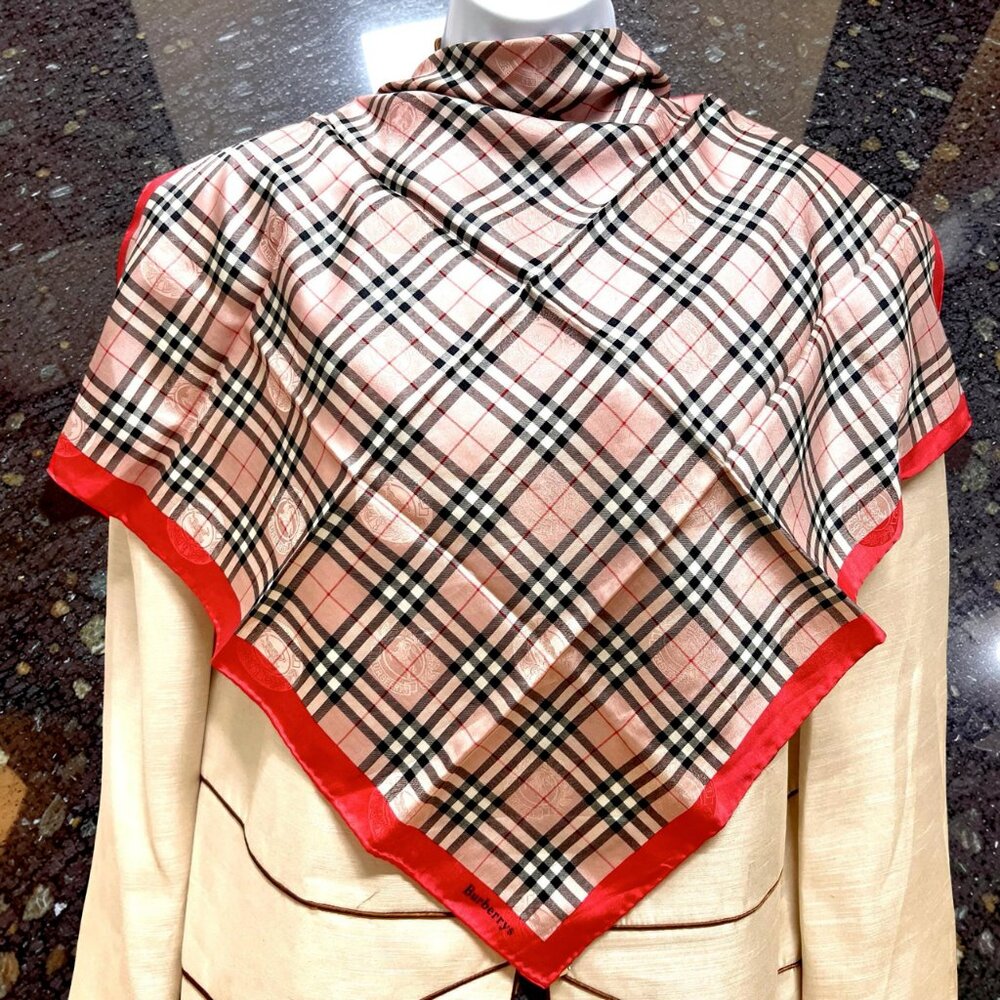 New Unused Burberrys Miniscarf 23"x23",  Silk Pink red glay black nova check(65